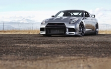 Nissan GT-R Boulder